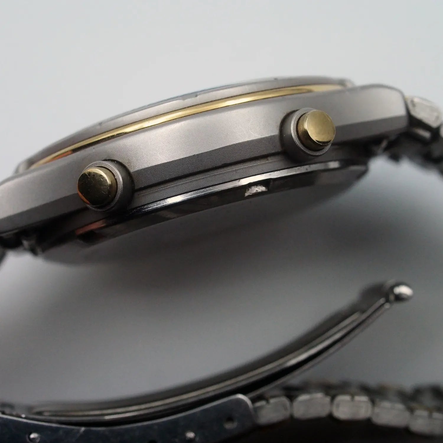 Seiko Sports 150, Ref. 7A38-7130, Cal. 7A38, Men’s Chronograph Vintage Watch, 1985 – side view