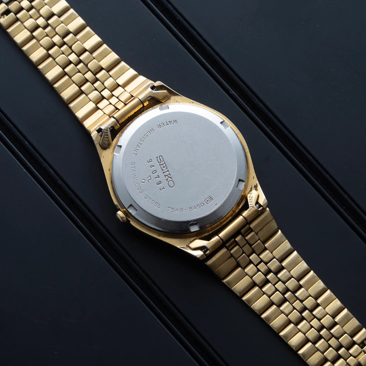 Seiko SQ 7546-8450 Caseback