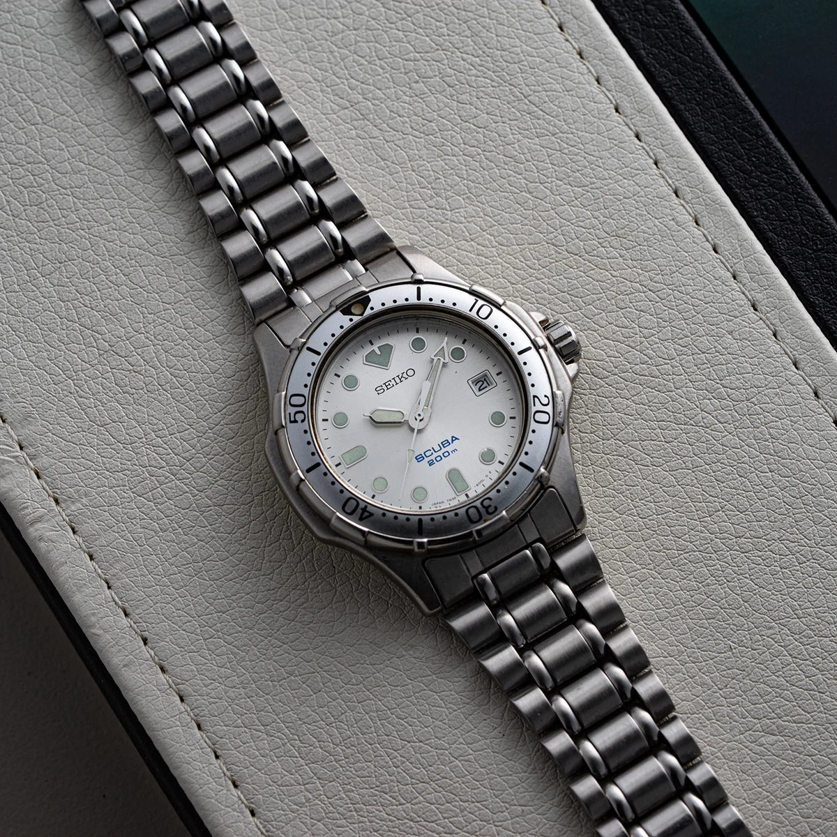 Seiko-Scuba-200M-Diving-Men_s-