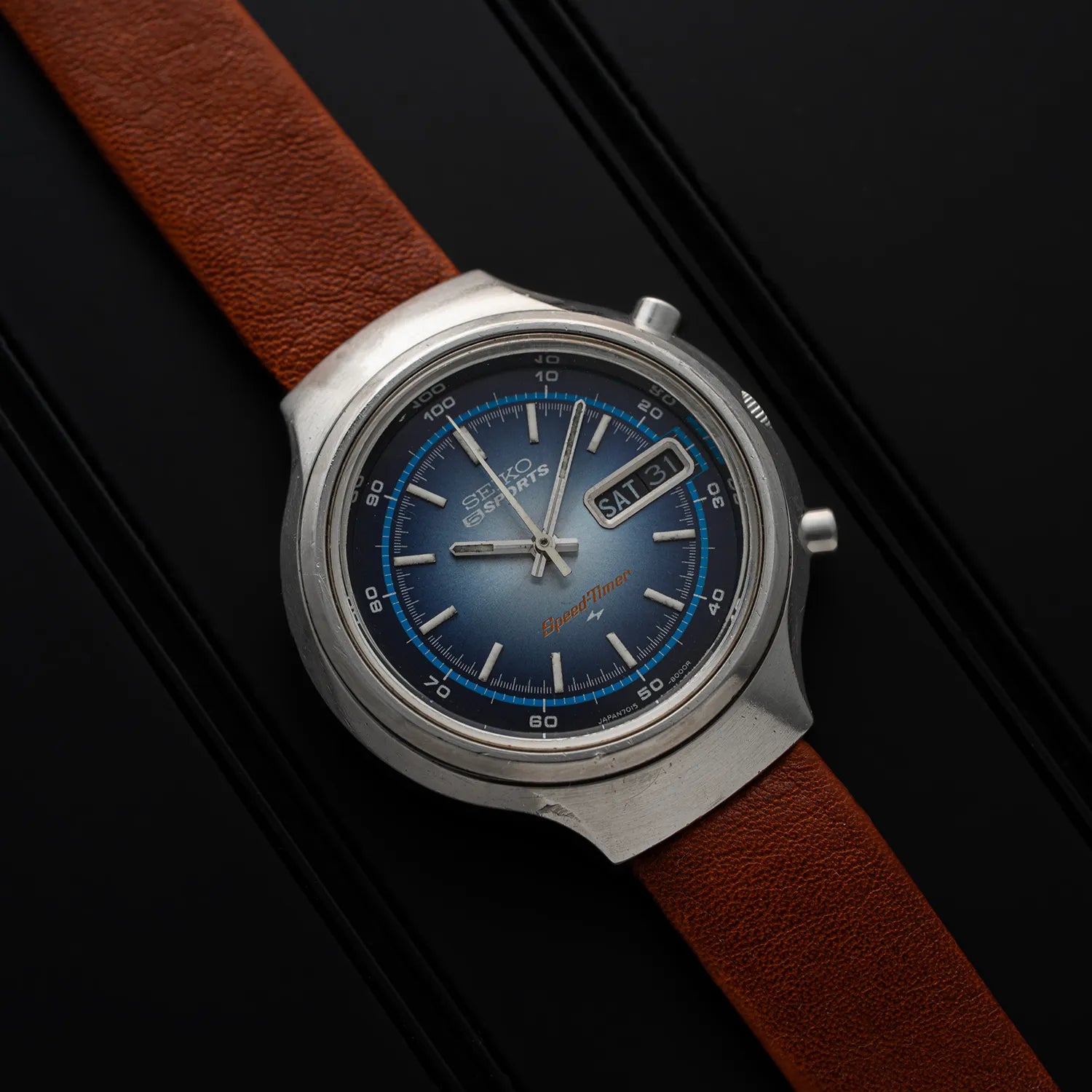 Seiko 5 Speed-Timer, 7015-8000 Chronograph Vintage Watch Top View