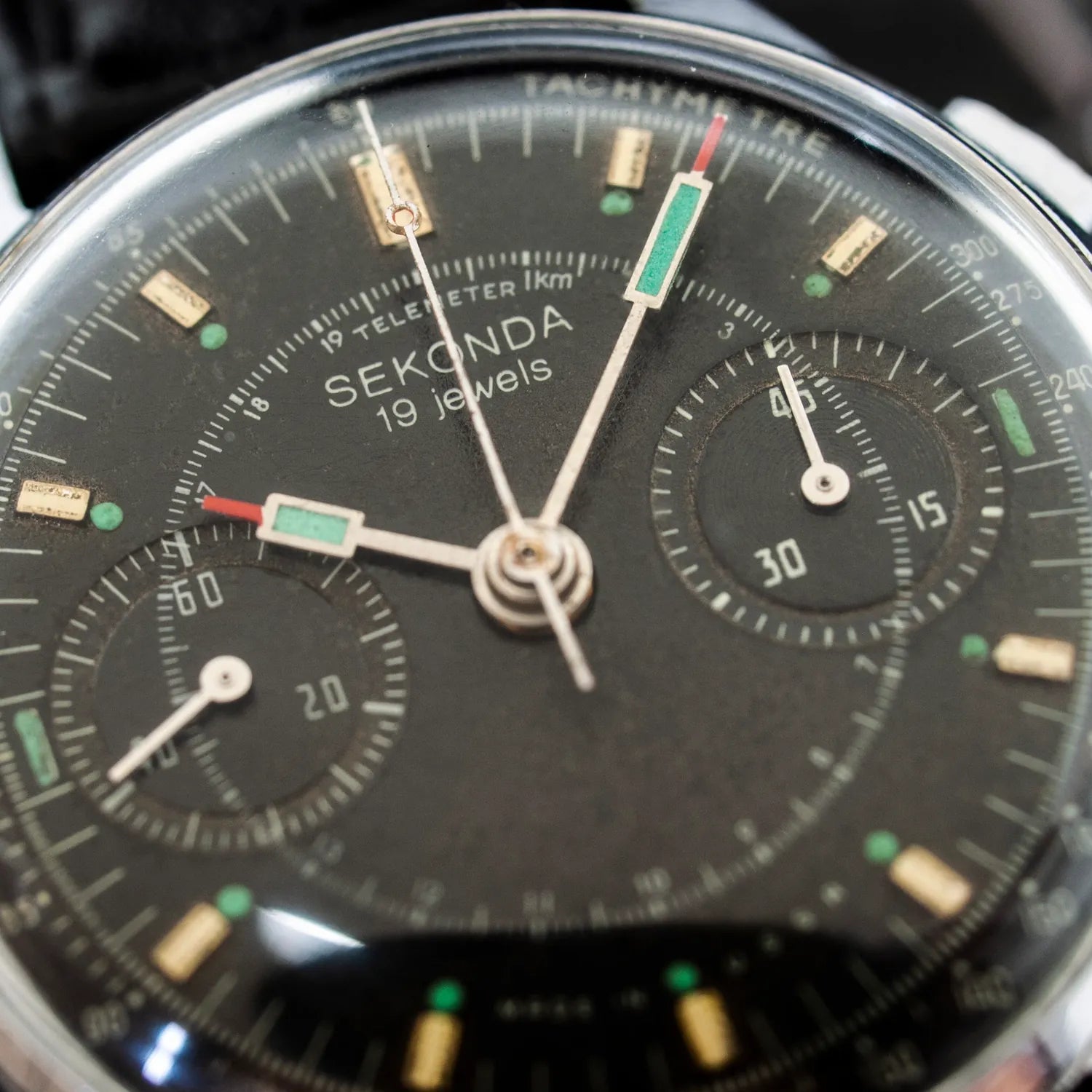 Sekonda Strela, Cal. 3017, Men’s Chronograph Vintage Watch, 1965 – side view