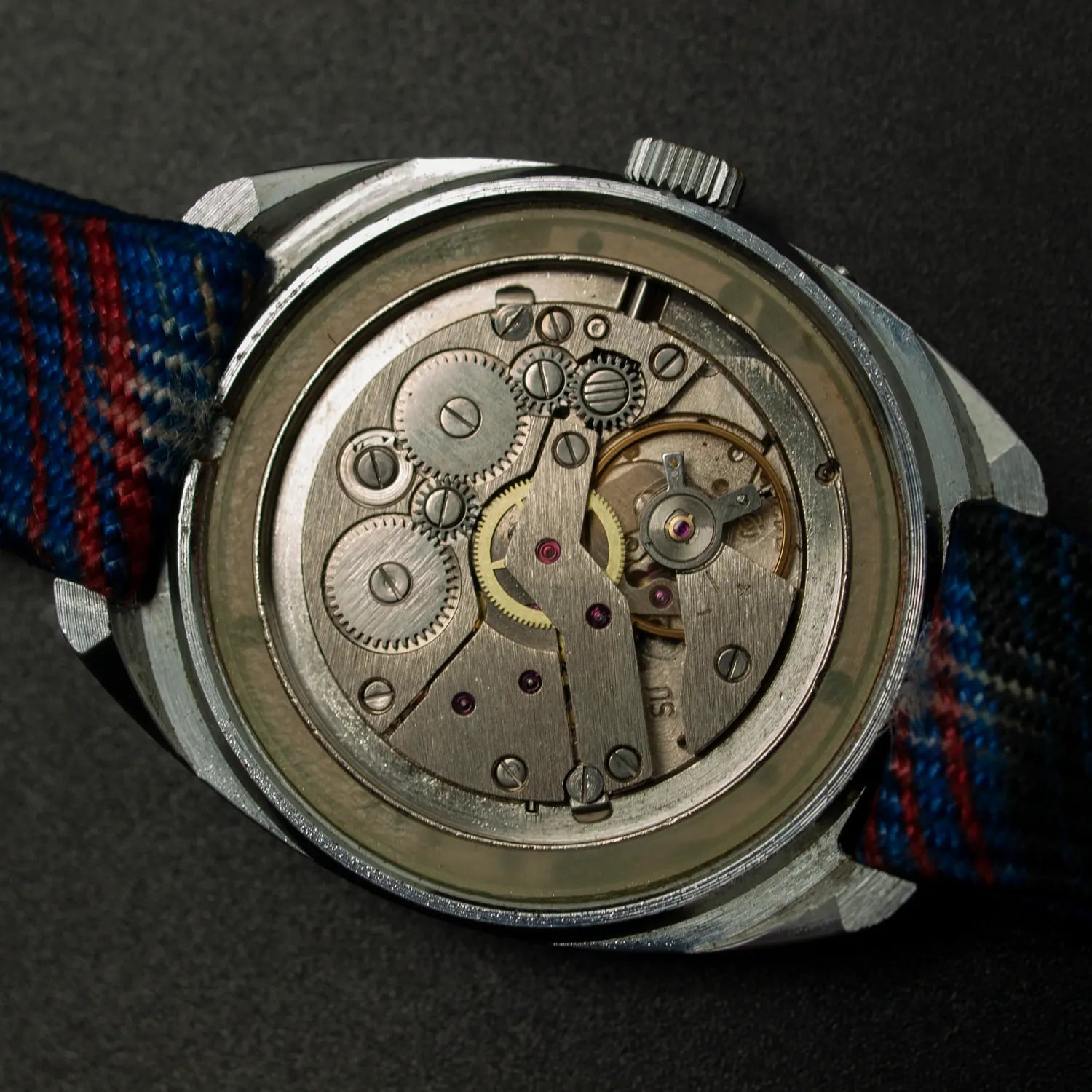 Slava California, Cal. 2428, Men’s Manual Wind Vintage Watch, 1984 – back case
