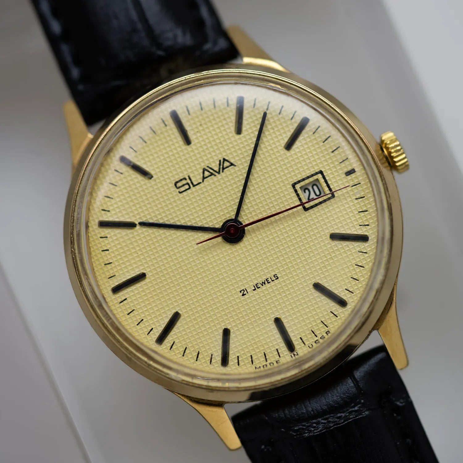 Slava, Cal. 2414, Men’s Manual Wind Vintage Watch, 1988 – front view