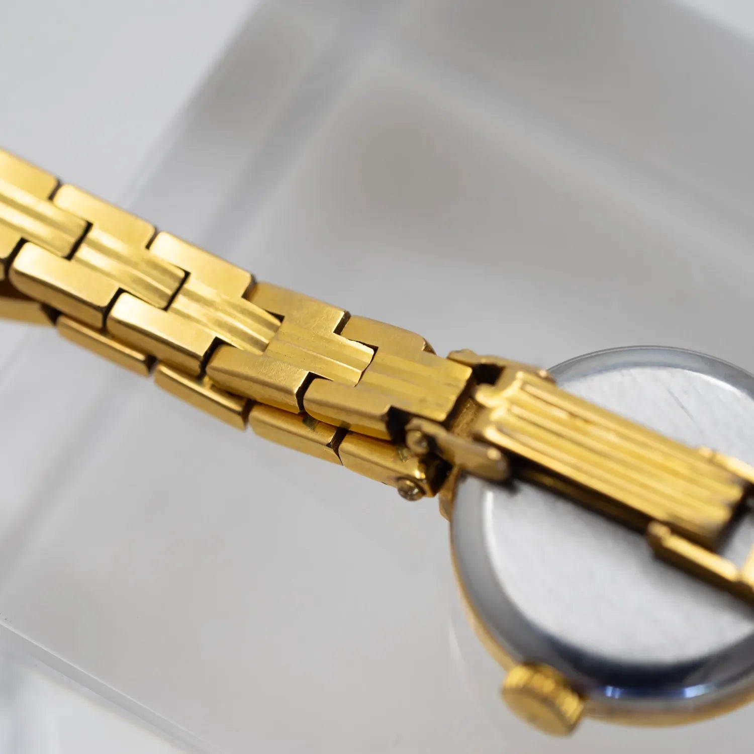 Slava, Women’s Manual Wind, Dress Vintage Watch, 1982 – dial close-up