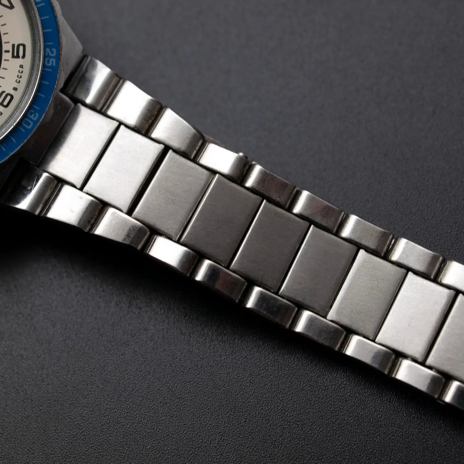 Slava Pepsi, 127, Cal. 3056A, Men’s Diving Vintage Watch, 1982 – side view