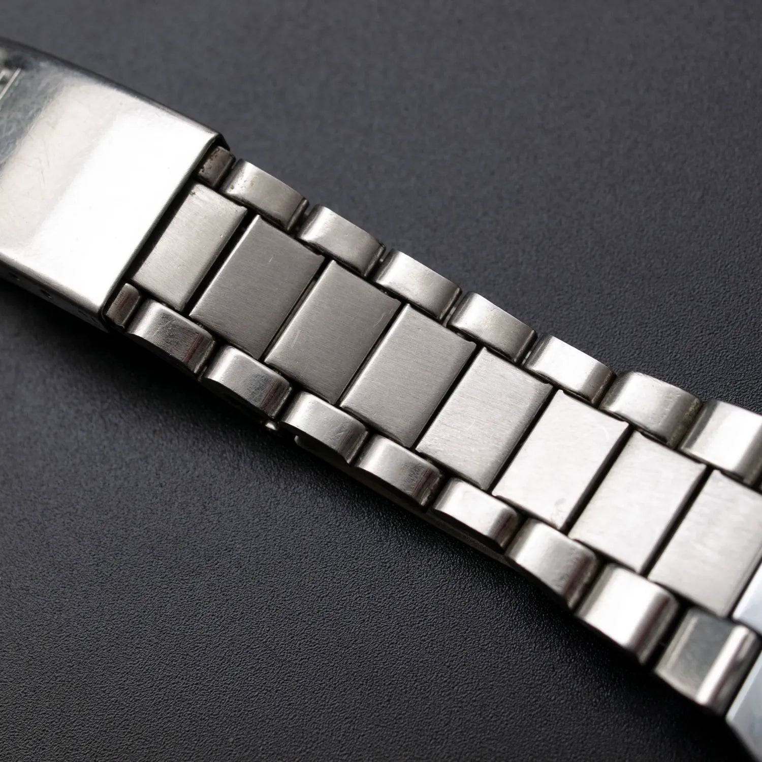 Slava Pepsi, 127, Cal. 3056A, Men’s Diving Vintage Watch, 1982 – side view alternative angle