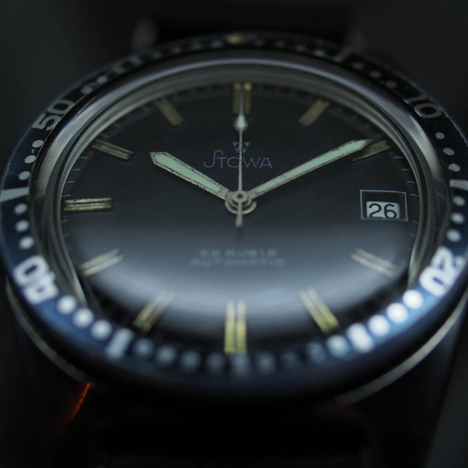 Stowa Vintage Diver Cal. 14.61 – front view