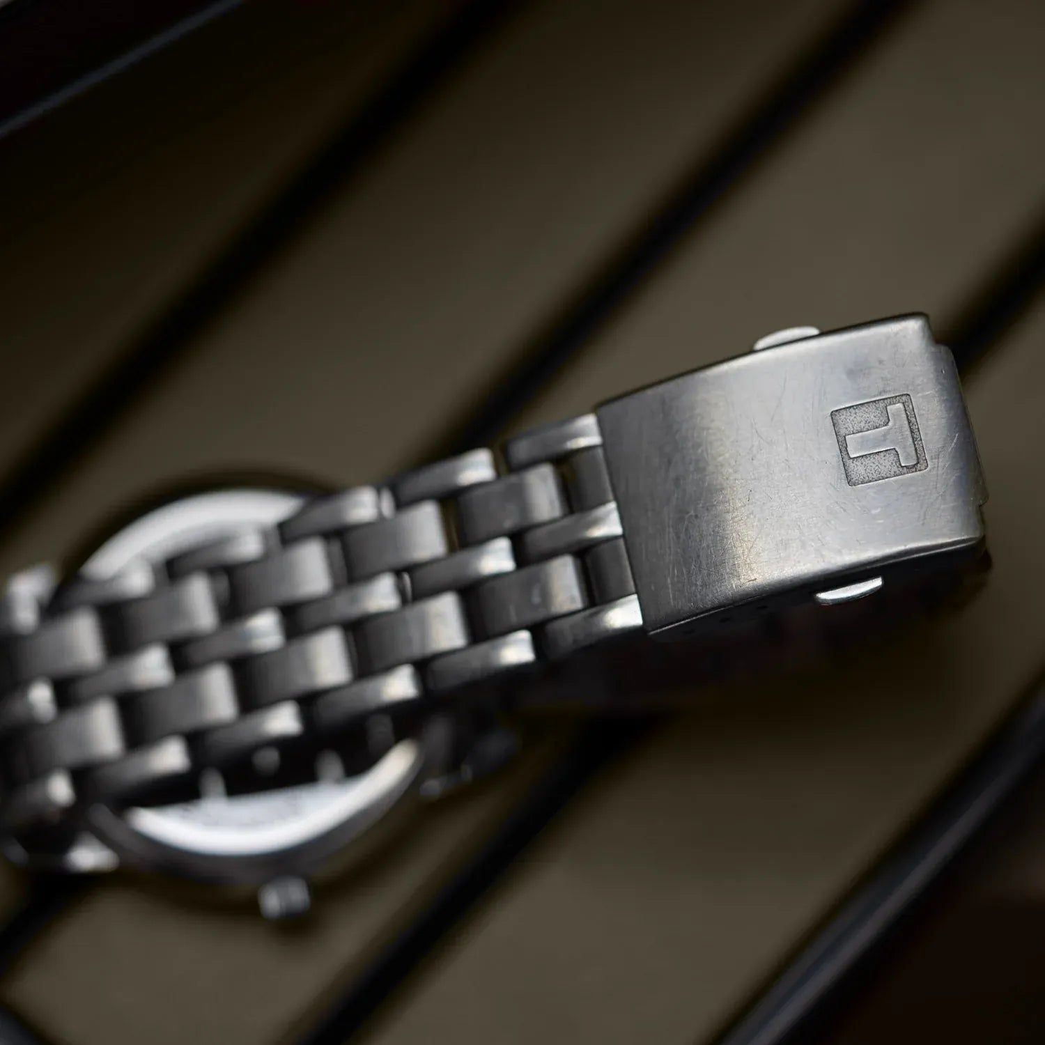 Tissot Ref. T033410A, Men's Dress Watch – side view