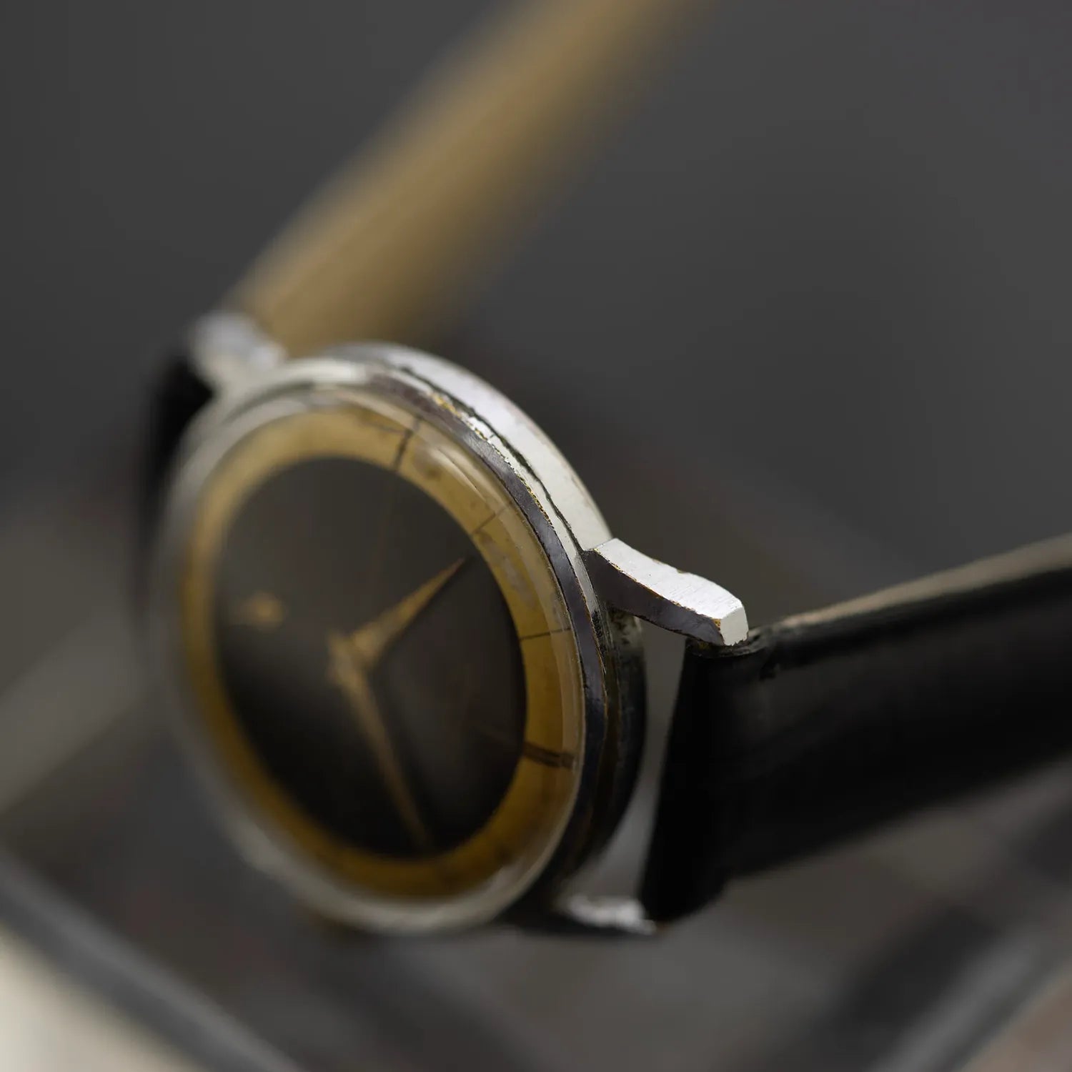 Two Tone Vintage Junghans J93 S – side view alternative angle