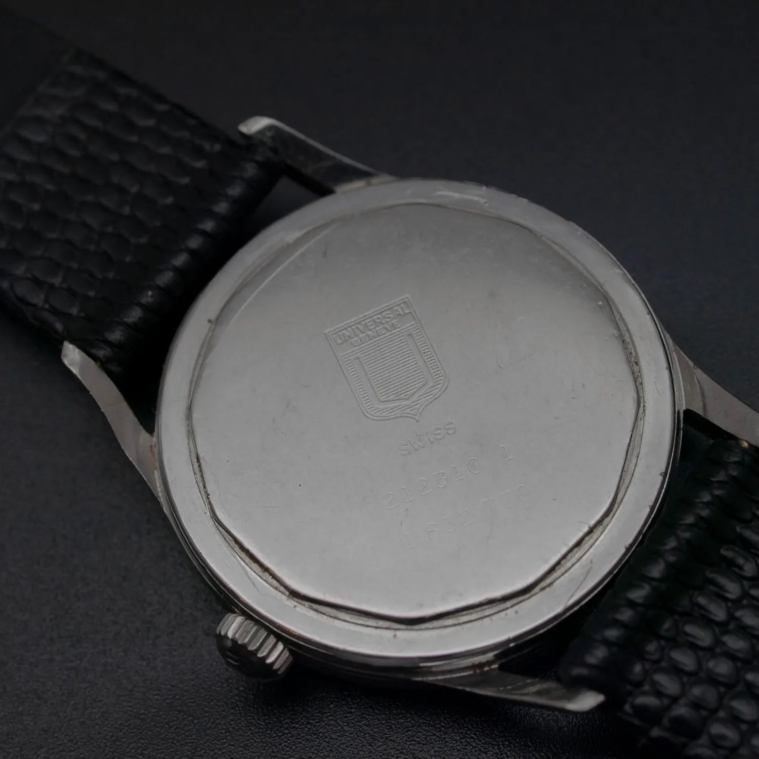 Universal Geneve Cal. 1200 – movement close-up