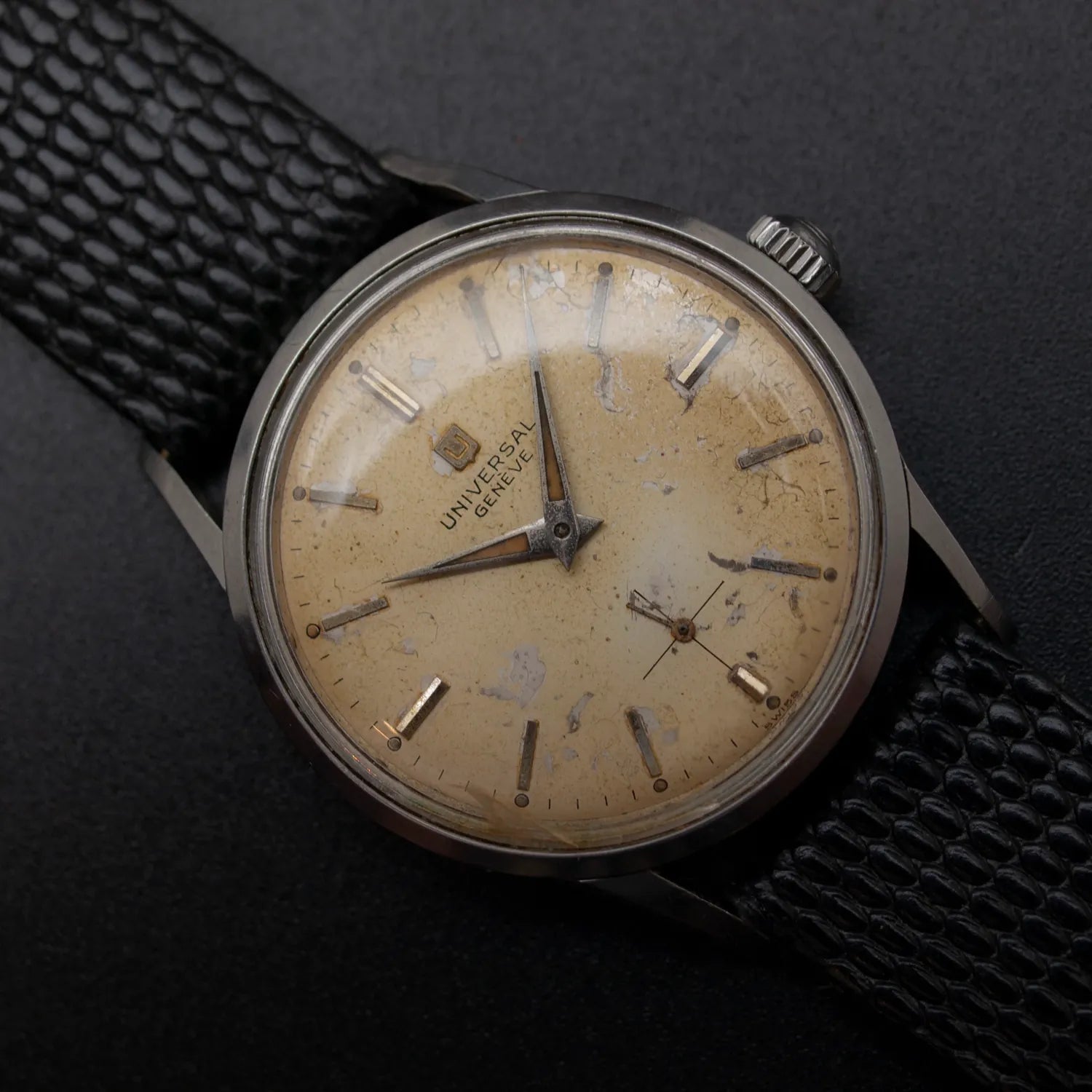 Universal Geneve Cal. 1200 – front view