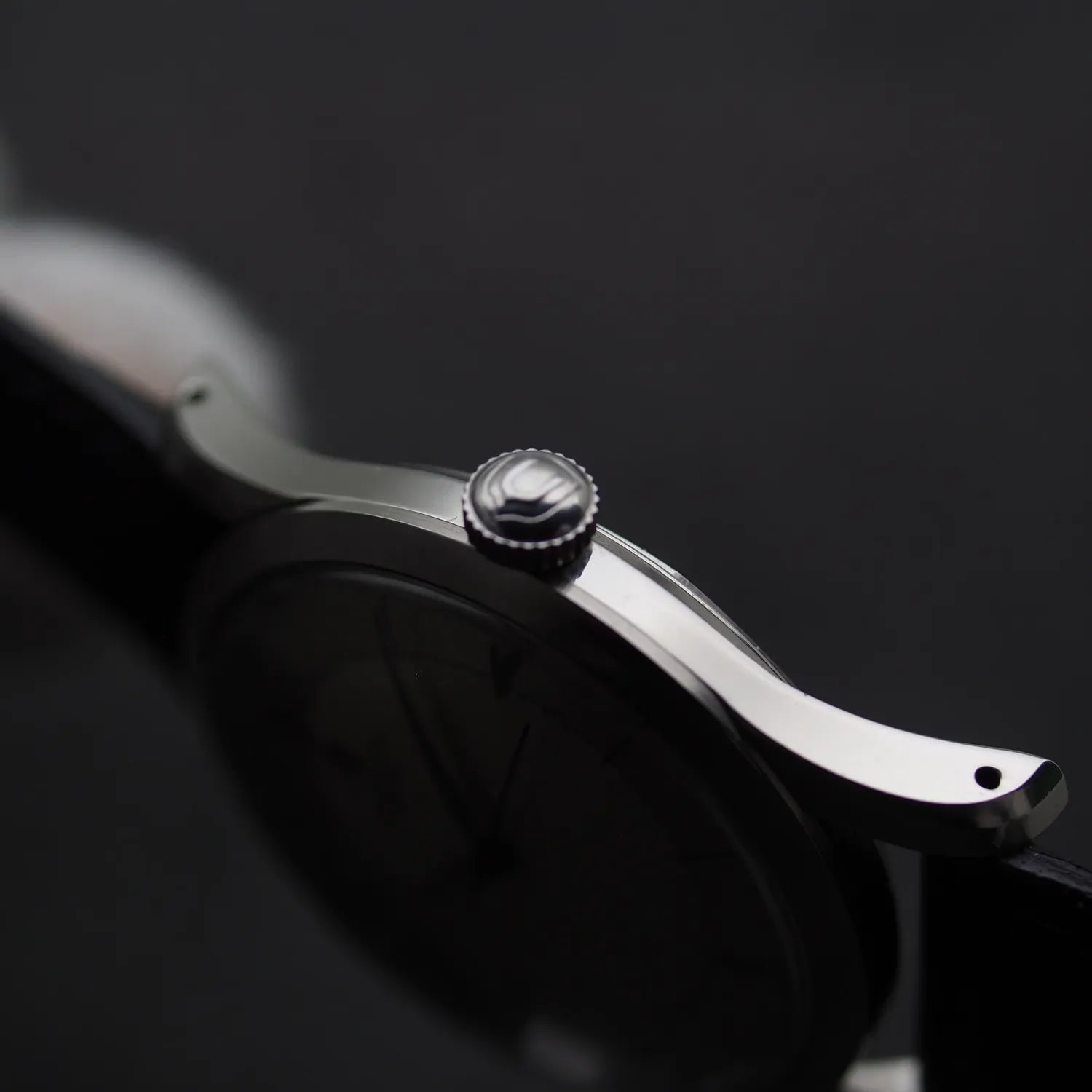 Universal Geneve Cal. 332 Amazing Gent's Dress Watch – dial close-up