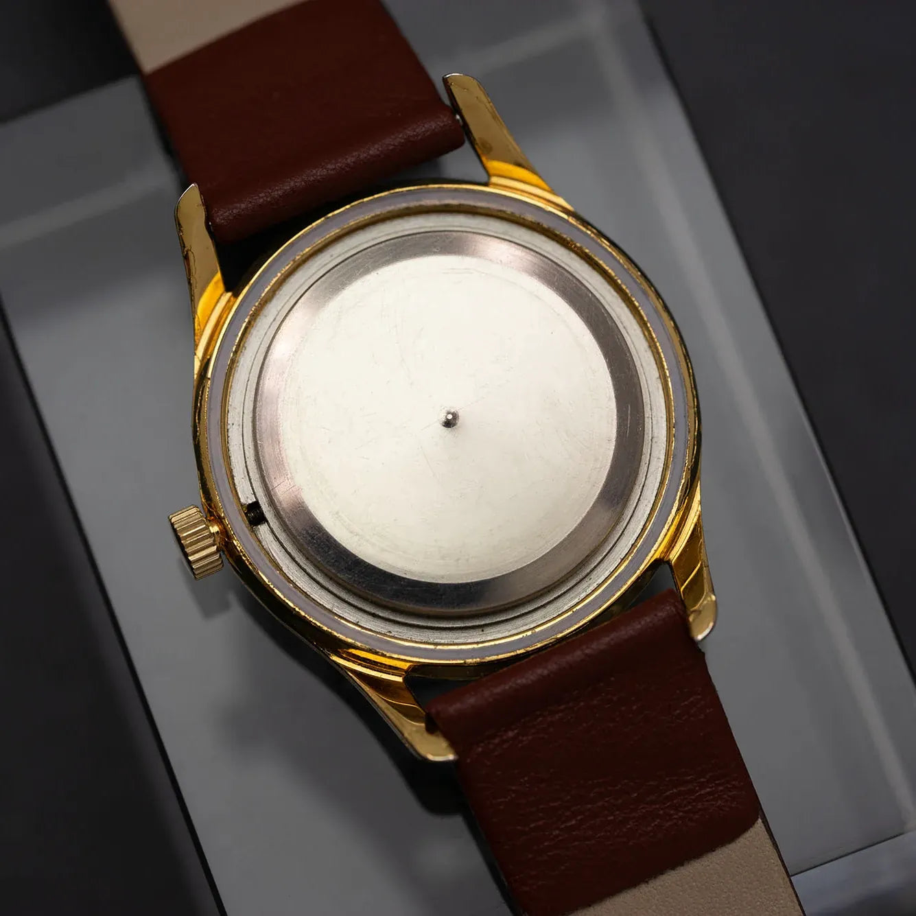 Universal Geneve Cal. 332 – strap detail