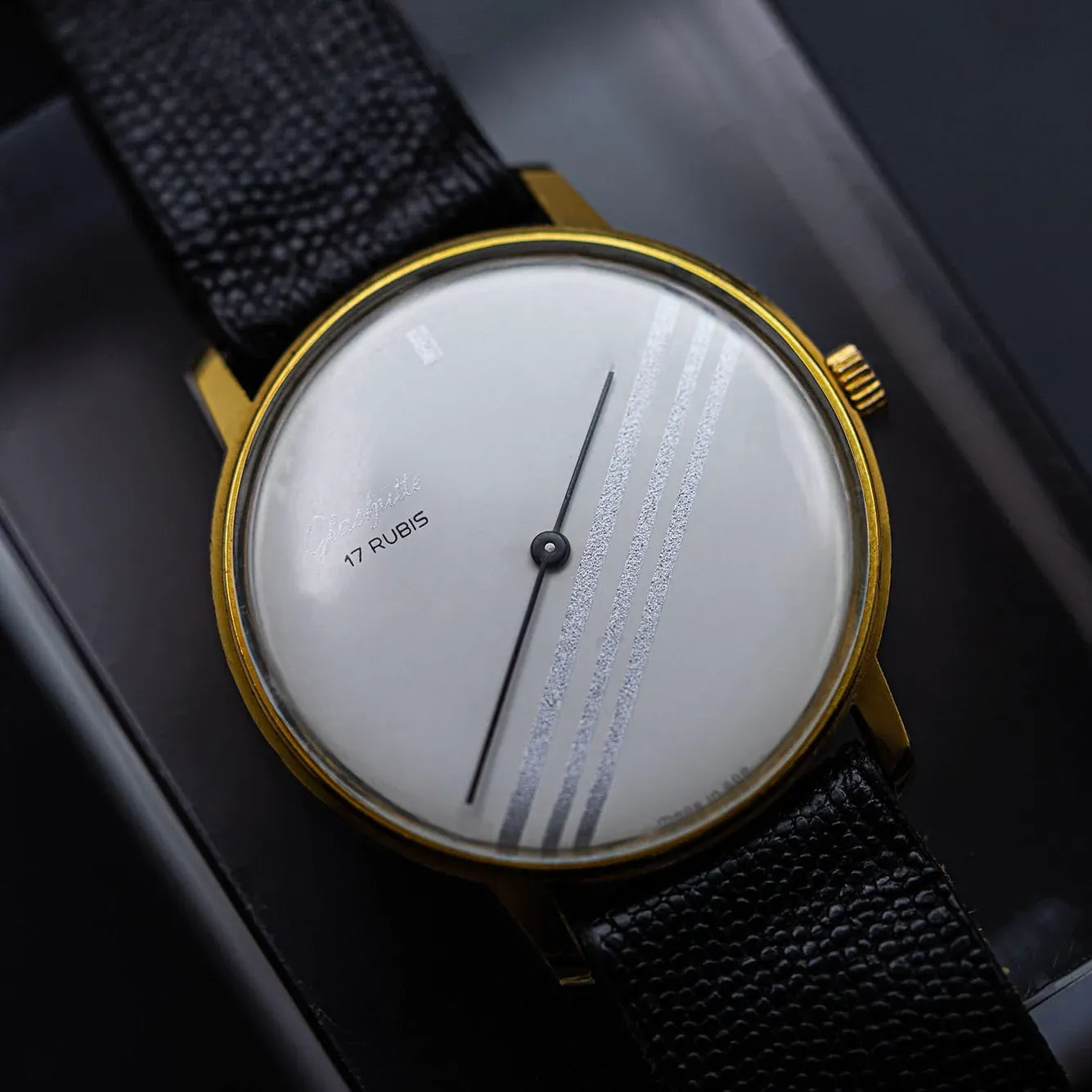 Vintage Glashutte Men's Dress Watch – front view
