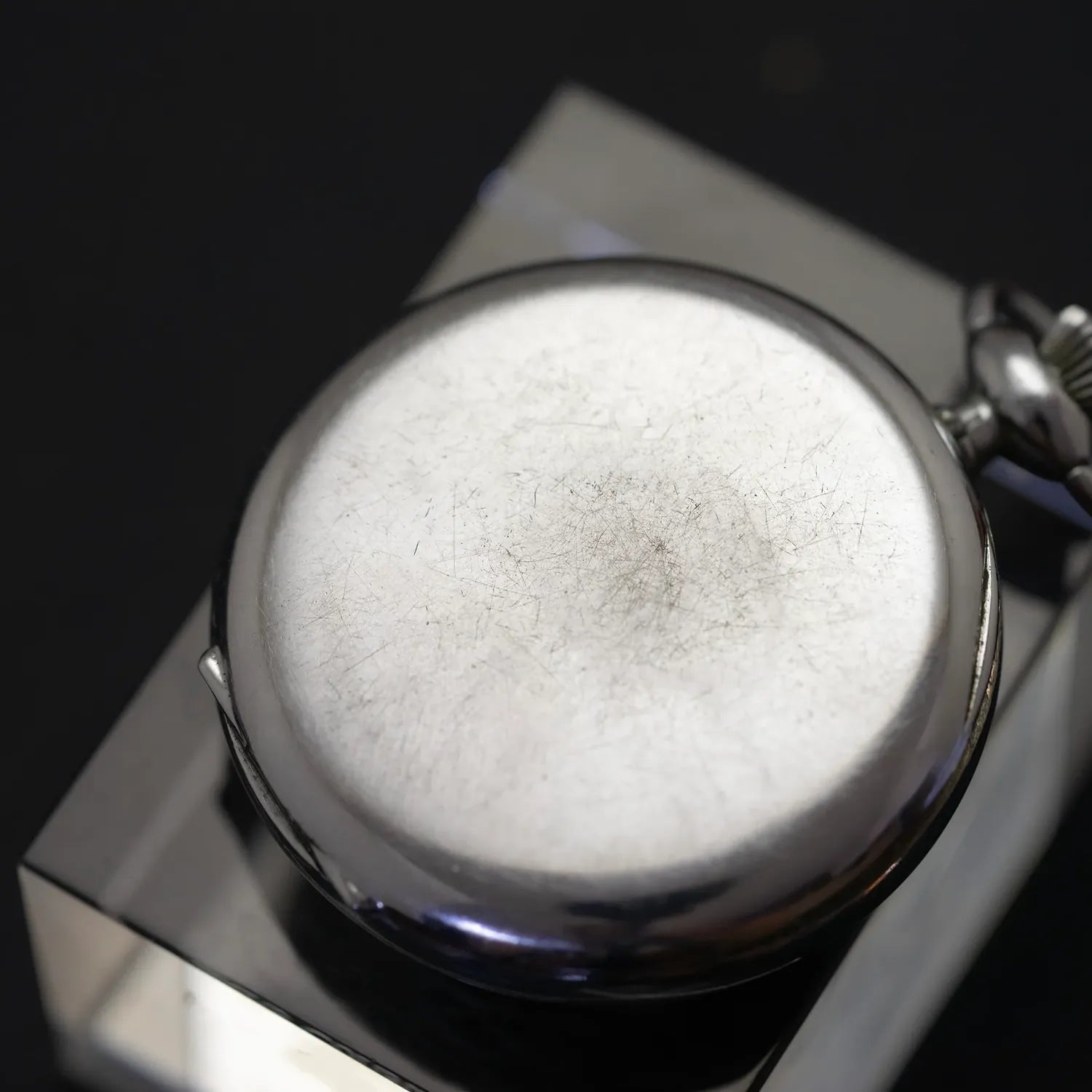 Vintage Heuer Stopwatch Ref. 902 from 1960s – dial close-up