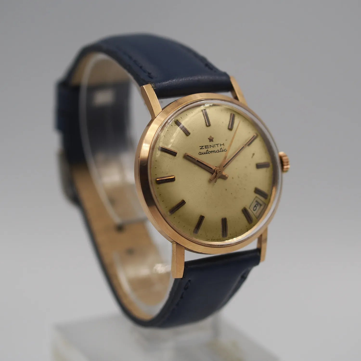 Zenith Automatic 18Ct Gold Cal. 2542 PC – side view