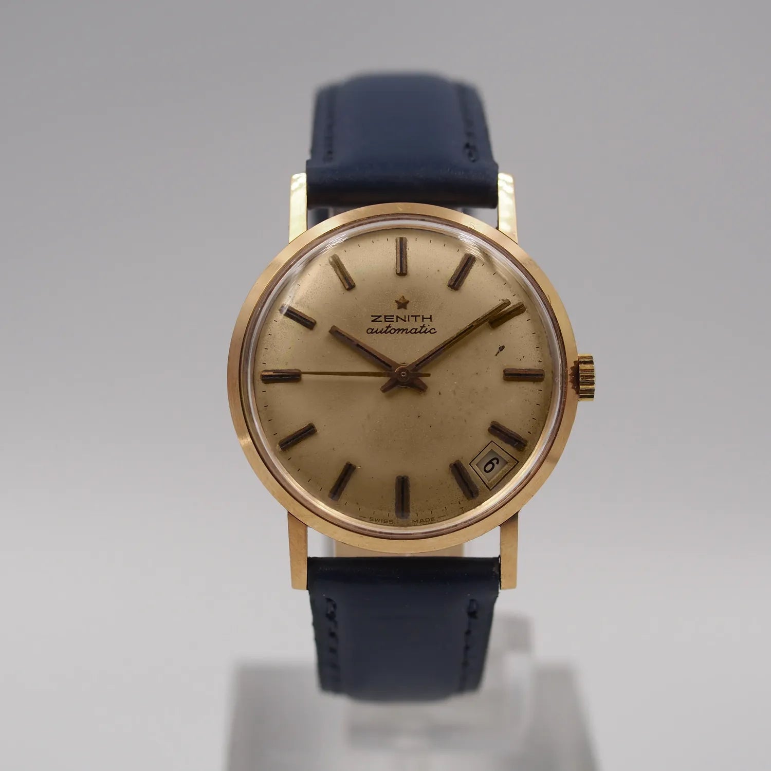 Zenith Automatic 18Ct Gold Cal. 2542 PC – front view