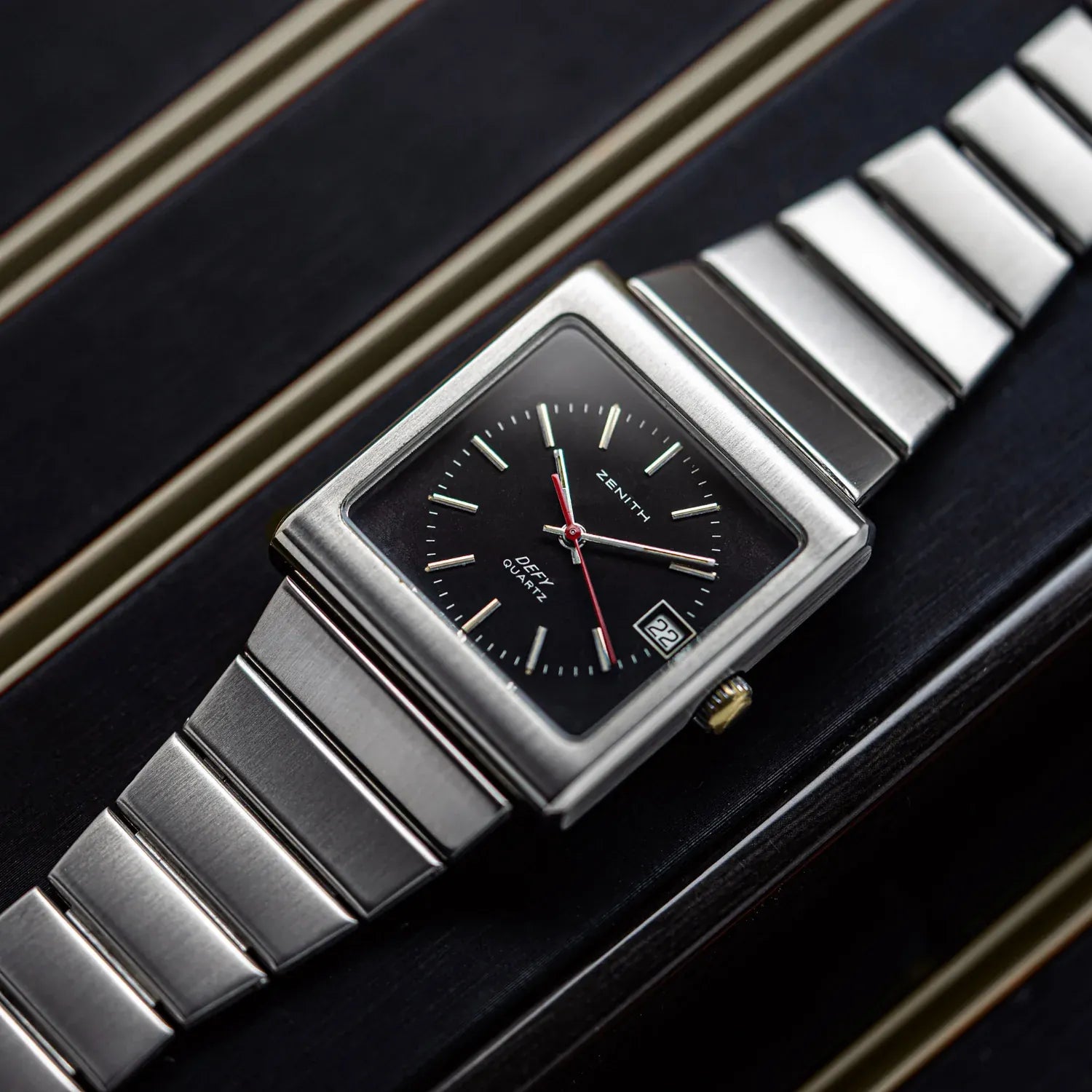 Zenith Surf Vintage Men's Watch Ref. 02.0440.456 – dial close-up