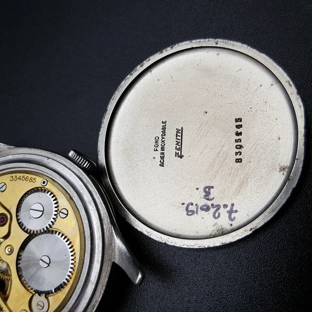 Zenith WW2 Era Vintage Watch – side view