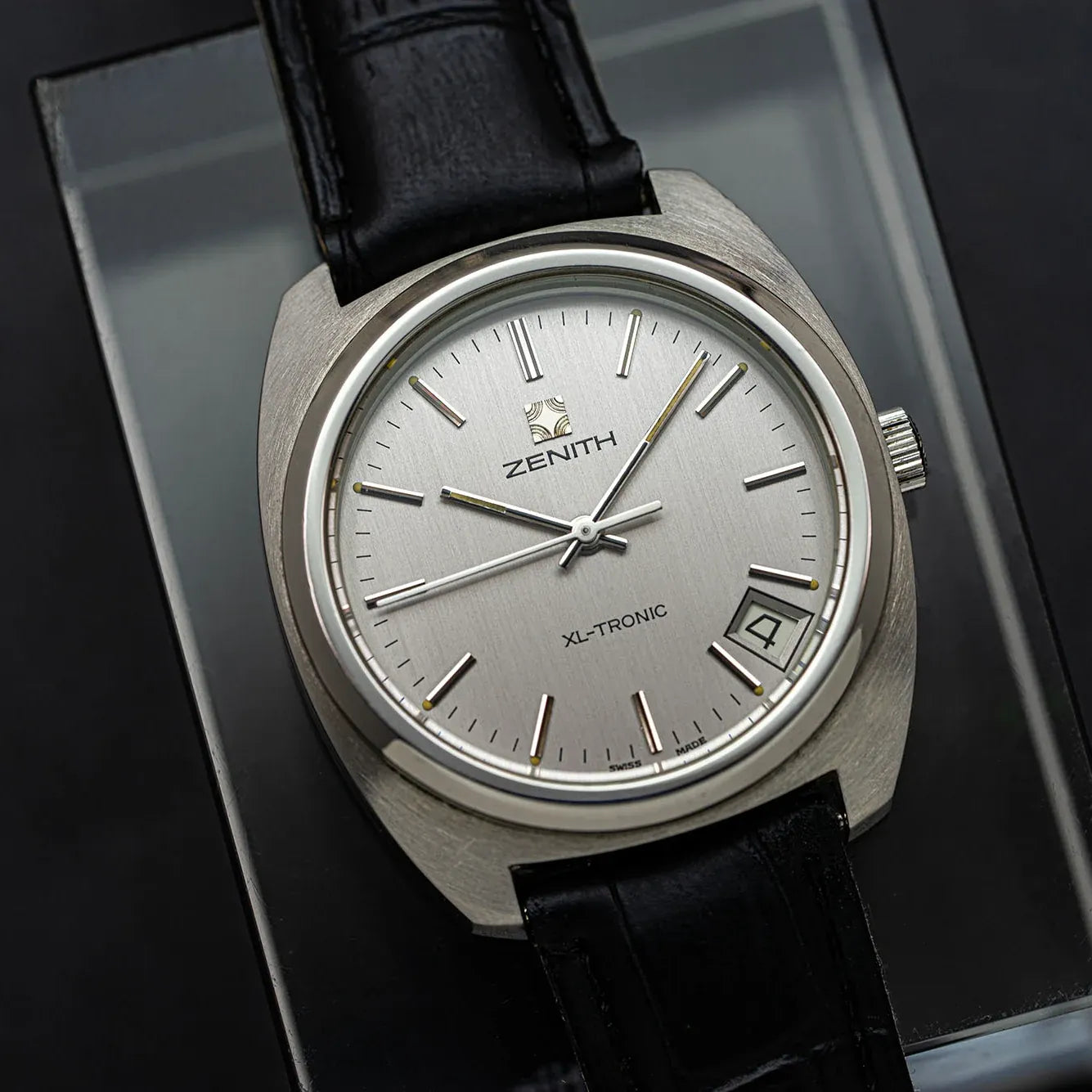 Zenith XL-Tronic 01-0060-500 – side view alternative angle