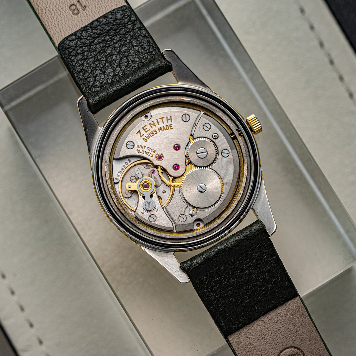 Zenith, Cal. 2532C, Men’s Manual Wind Vintage Watch, 1966 movement