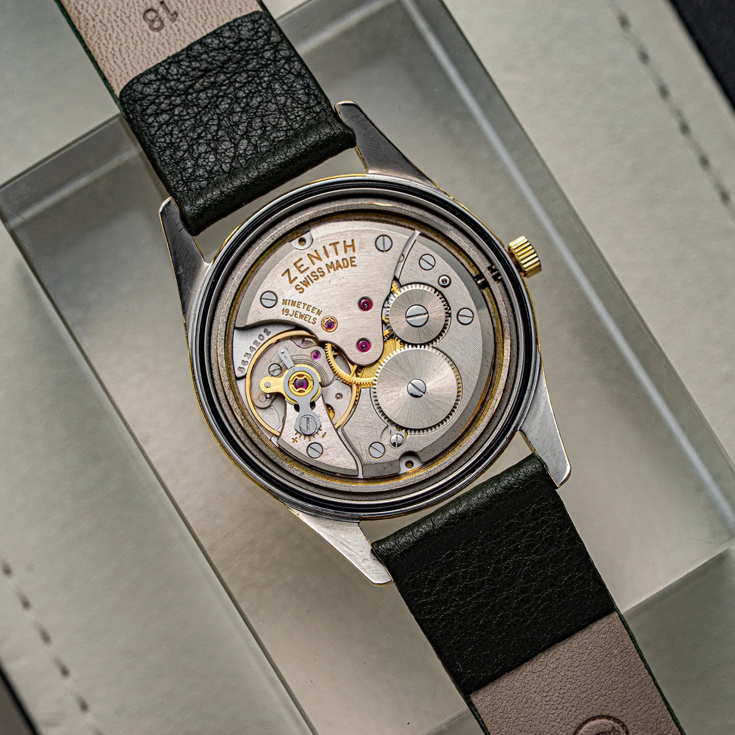 Zenith, Cal. 2532C, Men’s Manual Wind Vintage Watch, 1966 movement
