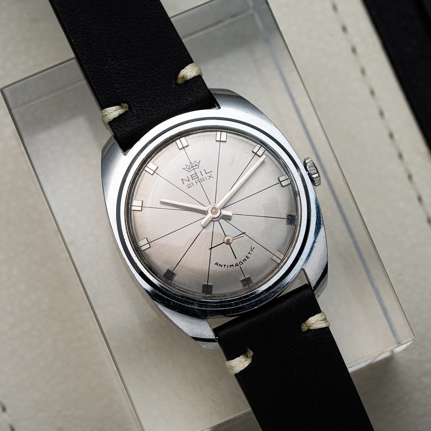 Neil 21 Prix, Men’s Manual Wind Vintage Watch, 1981